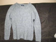 Ladies GAP GRAY 75 Acrylic/25 Wool Crew Neck KNITTED SWEATER size S.SUPER CUTE