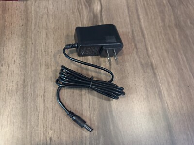 AC/DC Adapter 9VDC Power Supply 1500mA Wall Plug Center Positive