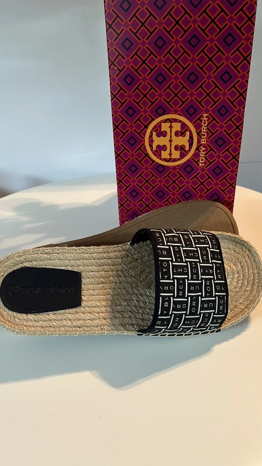 Alpargata Tory Burch Cinta Deslizable Espiga Talla 10.5 Color Azul Marino y Marfil Foto 2 de 4