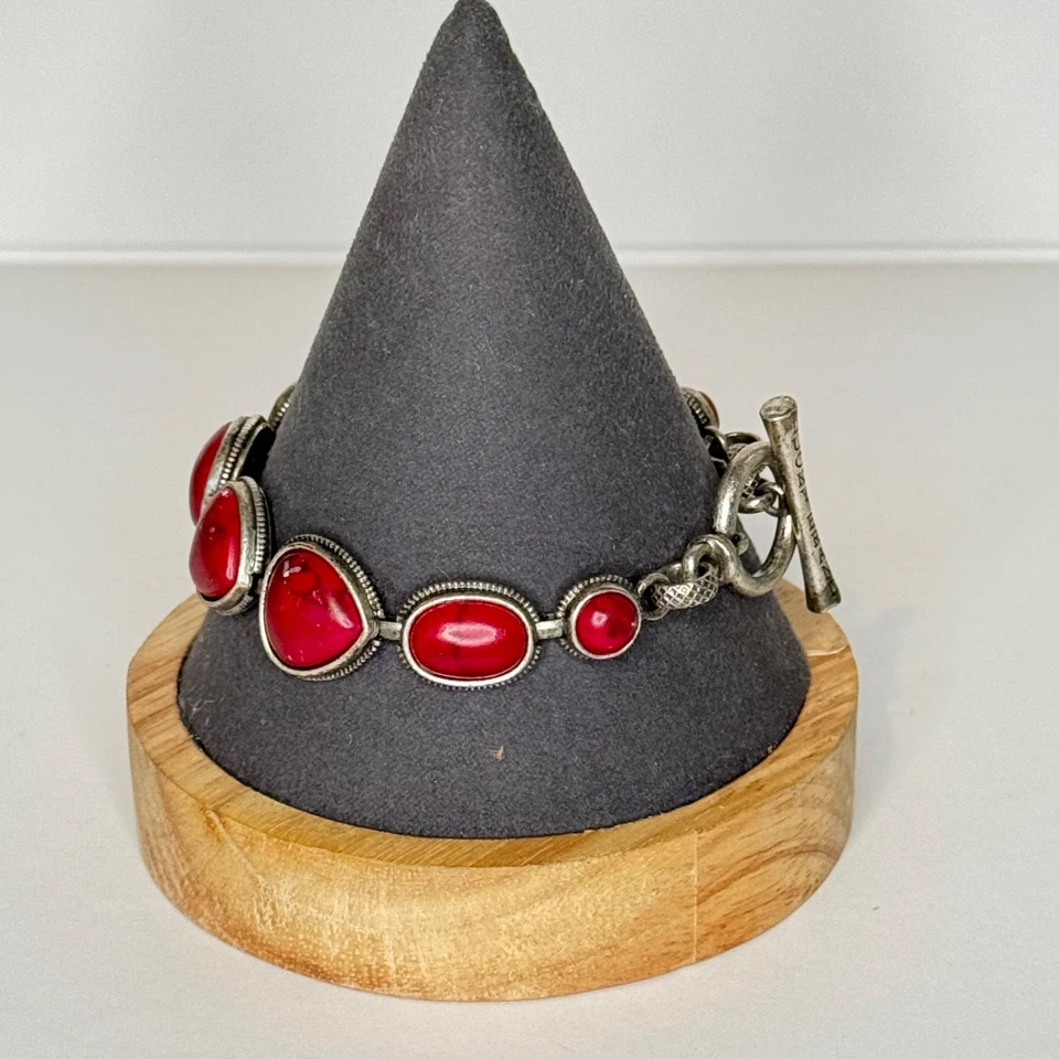 Lucky Brand Link Bracelet Maroon Cabachon Silver Tone Toggle Clasp - Image 2 of 4