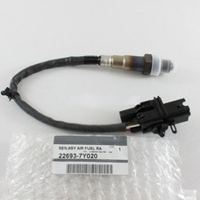 Nissan Genuine Air Fuel Ratio Sensor 22693-7y020 New