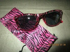 Animal Prints pink/black sunglasses with bag for girls,youth size ,NEW