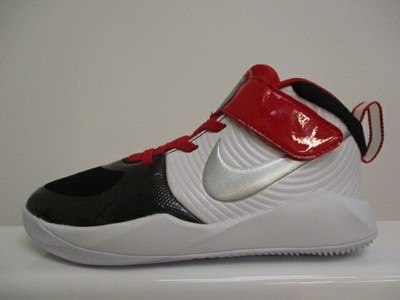 nike team hustle d9 trainers child boys