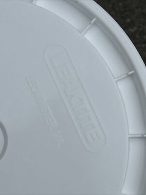 Supreme Bucket Leaktite 5 gallon Bucket SS24 Ships Today!! | eBay
