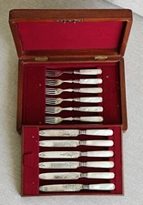William Hutton & Sons - 12 Pcs. Fish/Fruit Cutlery Set - Sheffield, GB - 1908/09