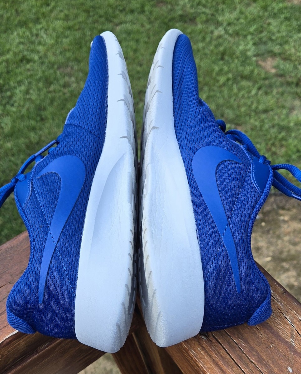 NIKE Tanjun Boys Blue and White Running Shoes Sneakers 