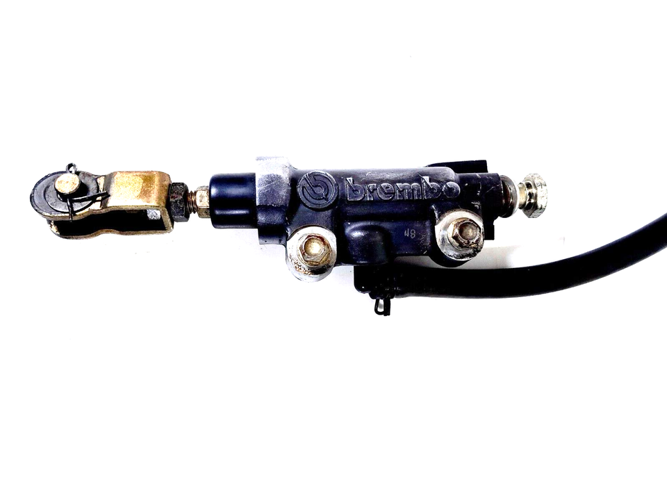 ACDelco 18M2428 Pompa Freno (Cilindro Maestro) Professionale - Ricambio Aftermarket Per Impianto Frenante