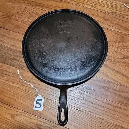 Wagner Ware Cast Iron Round Griddle 1109 C