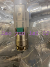 1PCS New For AMPHENOL Connector PL18V-301-70