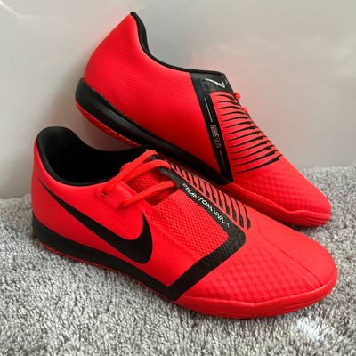 nike indoor soccer shoes women's