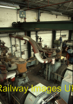Foto - Krafthaus T J Smith & Nephew Ltd um 1991
