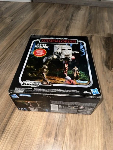 Hasbro Star Wars Vintage Collection Mandalorian AT-ST Raider Figure Vehicle New