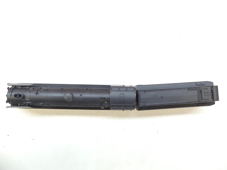 Rivarossi H0 1074 Dampflok BR10 002 -DIGITAL- AC, Licht, NEM, TOP in OVP #61879 - Bild 2 von 4