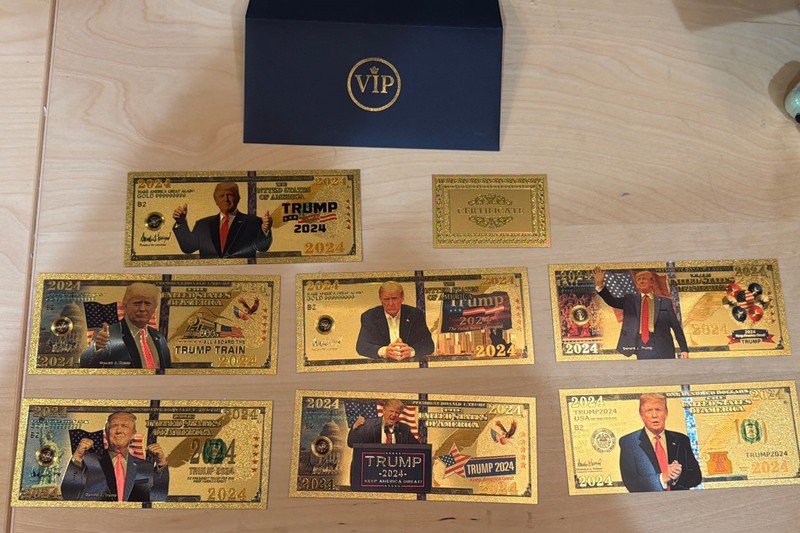 Donald Trump Gold Foil Banknote Colorized Dollar 2024 Presidential Set