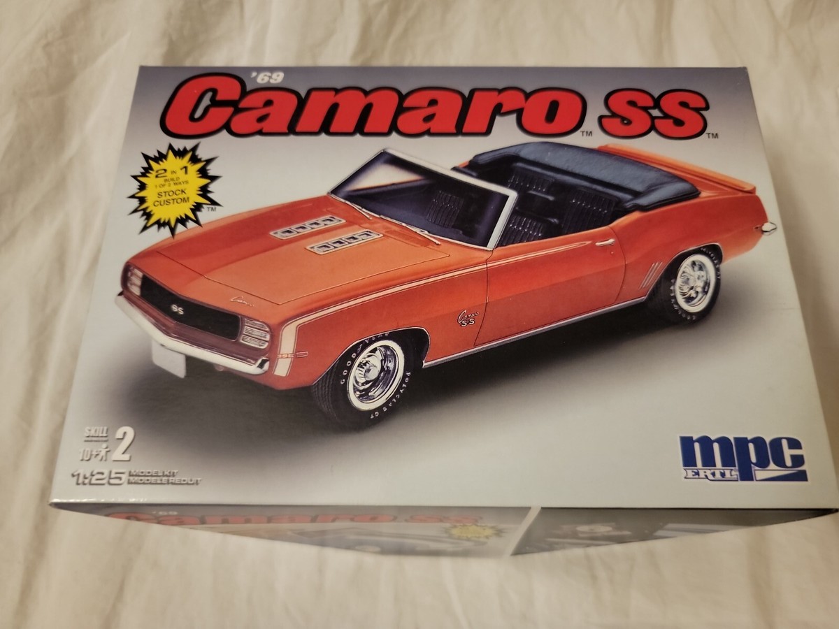 リクエスト MPC ERTL NOSTALGIC SERIES '69 CAMARO SS 1/25 MODEL KIT