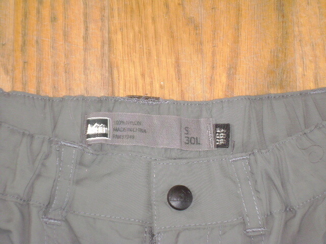 REI MEN MENS ZIP OFF PANTS SHORTS size S 30 L GRAY HIKING