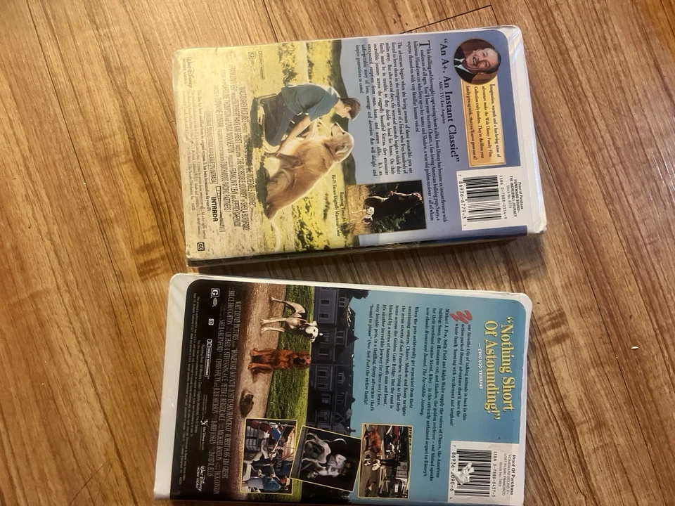 Homeward Bound 1 & 2 Bundle Clamshell VHS GUC Michael J Fox #9850 & #7893 Foto 4 de 4