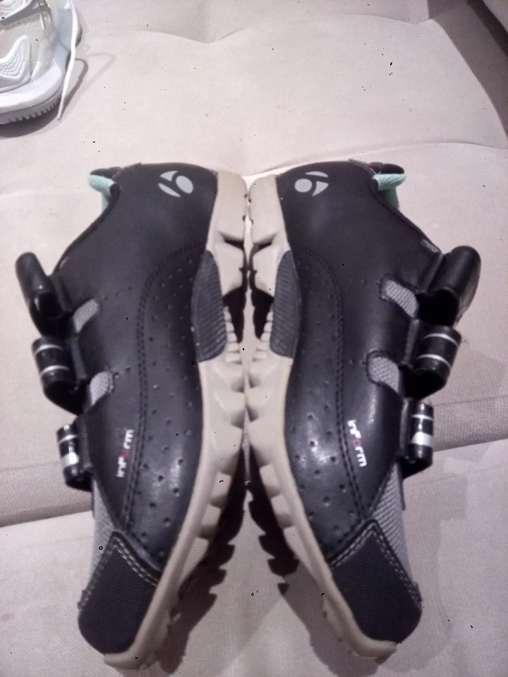 Women’s Bontrager Evoke Road Cycling Shoes Grey, EU 40/Uk 7.5 - Image 2 of 4