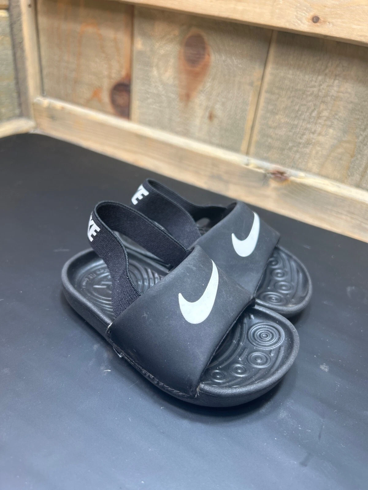 Sandali bambino Nike neri slip on 5C scarpe bambino comode cinturino elastico