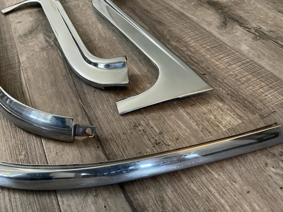 Ford Fairlane Galaxie Ranchero 1959 pilar moldura de parabrisas personalizada Foto 3 de 4