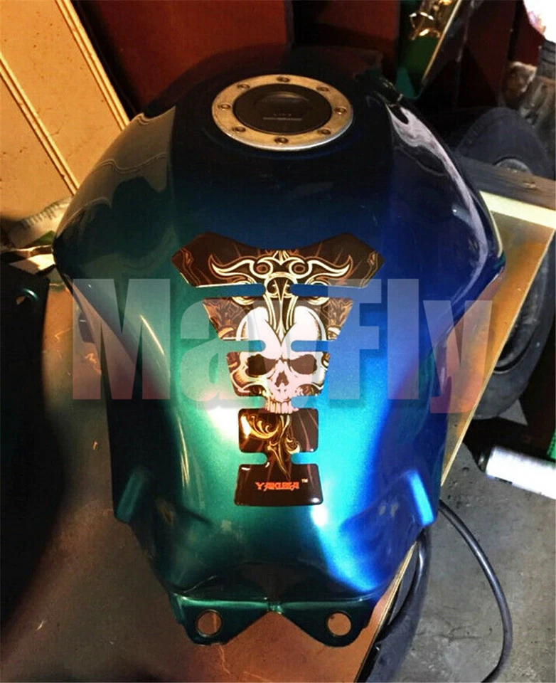 Almohadilla protectora de calavera universal para tanque de combustible y gas para motocicleta Foto 3 de 4