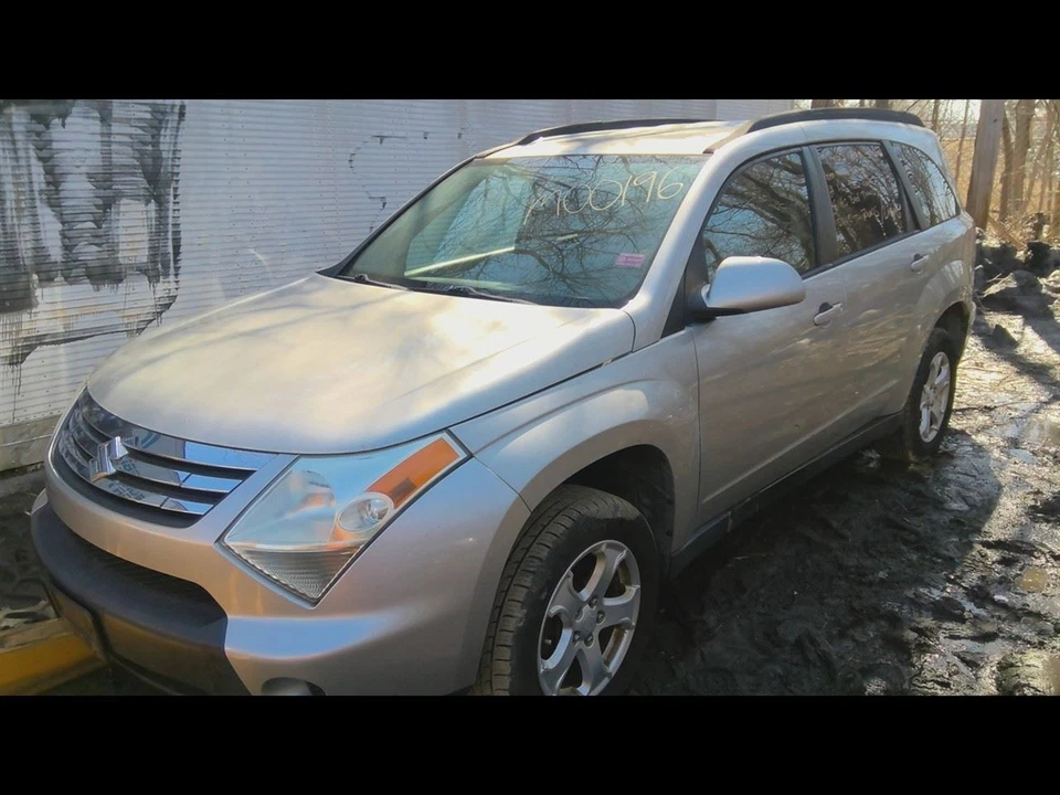 XL-7 2008 cuello de llenado de combustible 17643 Foto 3 de 4