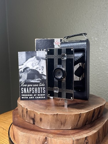 KODAK Jiffy Six-16 Camera Twindar Lens & Original Box (Working!) - Picture 1 of 17