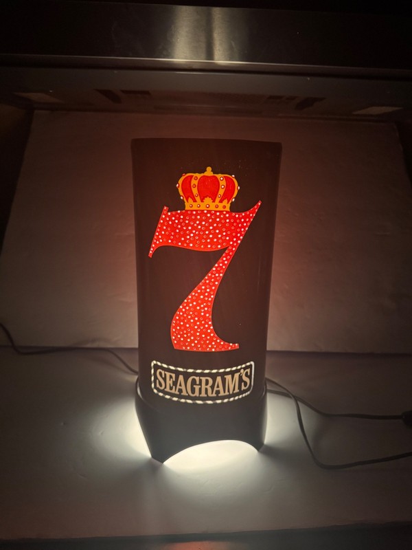 Seagram's 7 Crown Whiskey Vintage Motion Lamp Bar Sign Rotating Cylinder WORKS