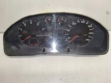Compteur Audi V8