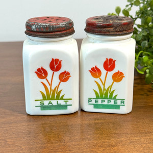 Fireking Tulip Salt and Pepper Shakers | eBay