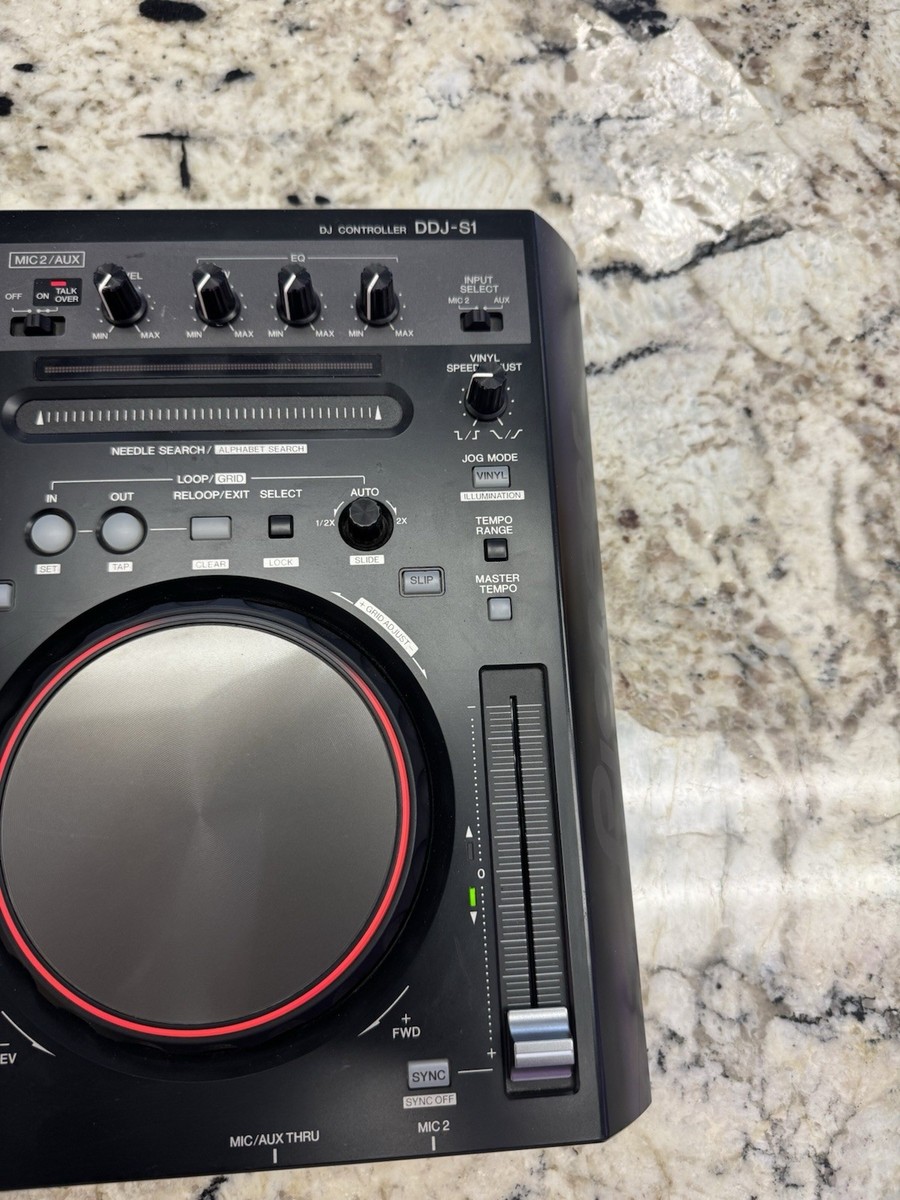Pioneer DDJ-S1 DJコントローラー パイオニア DJ PCDJ DDJ-S1 (archived) DJ controller for Serato DJ Pro (black