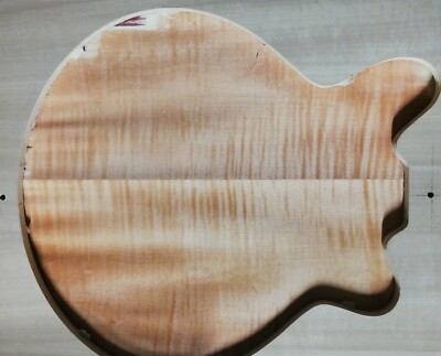 3pcs Guitar/Bass body Veneer Flamed Maple New - 42x44cm x 0,6mm
