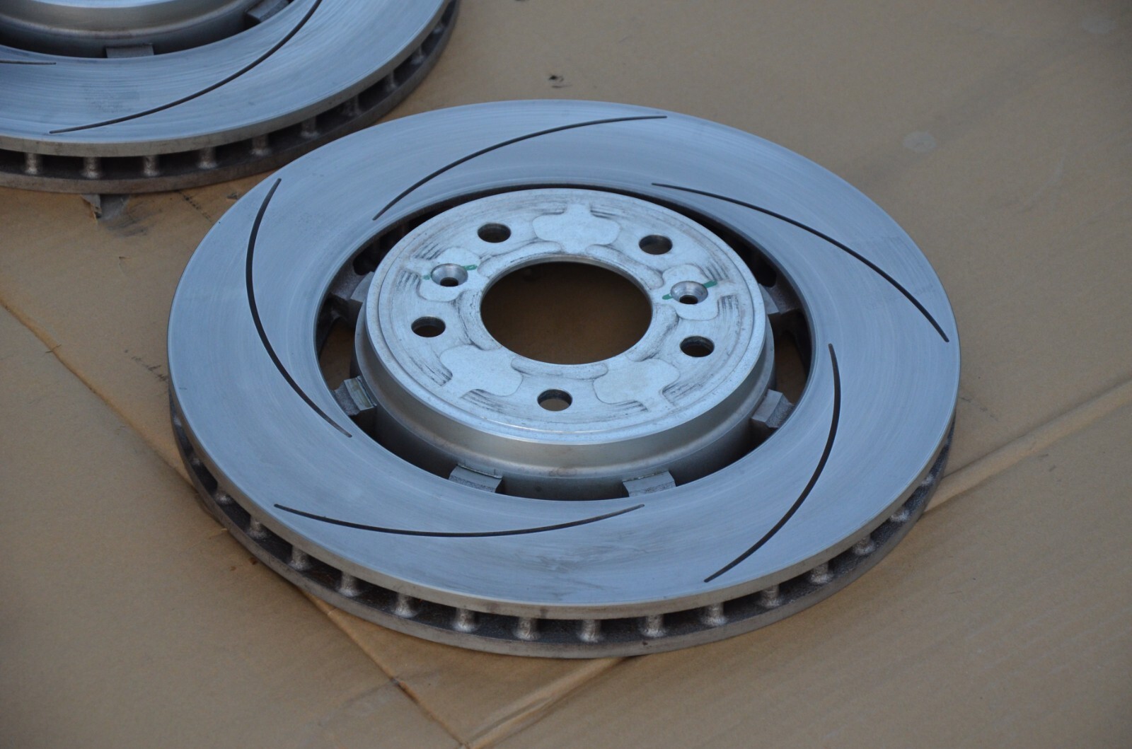 2010-20 Aston Martin Rapide Rear Left Right Brake Rotor Disc Set OEM 11K Miles