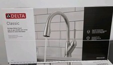 Delta Classic 1-Handle Pull-Down Kitchen Faucet Stainless 19810-SS DST