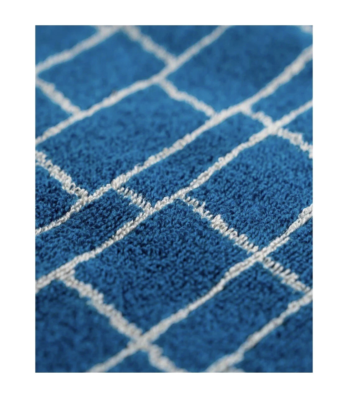 Leus Surf Towel 58”x33” - Stacked