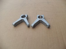 1963 To 1967 Corvette Headlight Y Stops Original 2 Piece Set 64 65 66 Gm 3826291 1963 To 1967 Corvette Headlight Y Stops Original 2 Piece Set 64 65 66 Gm 3826291