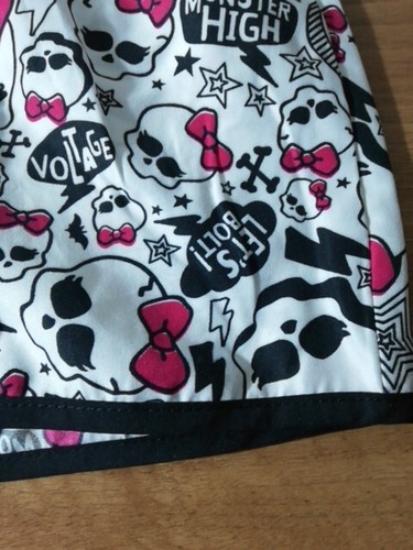 Girls Shorts Monster High Hot Pants Fashion 2 Designs Elastic Waist 10yr To 14yr - Picture 6 of 15