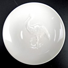 KPM Berlin Porzellan Wandteller Relief STORCH Weiss Porcelain Wall Plate 8,5cm