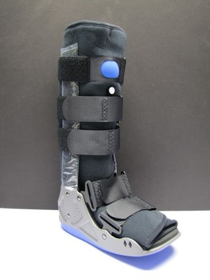 Bauerfeind OrthoPrax Pneumatic Air CAM Walker  Boot L or R Tall Medium Blue