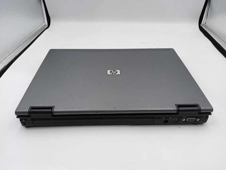 HP Compaq 14" Vintage Laptop - Intel CPU 2GB RAM 80GB HDD Windows XP WiFi -RR - Image 4 of 4