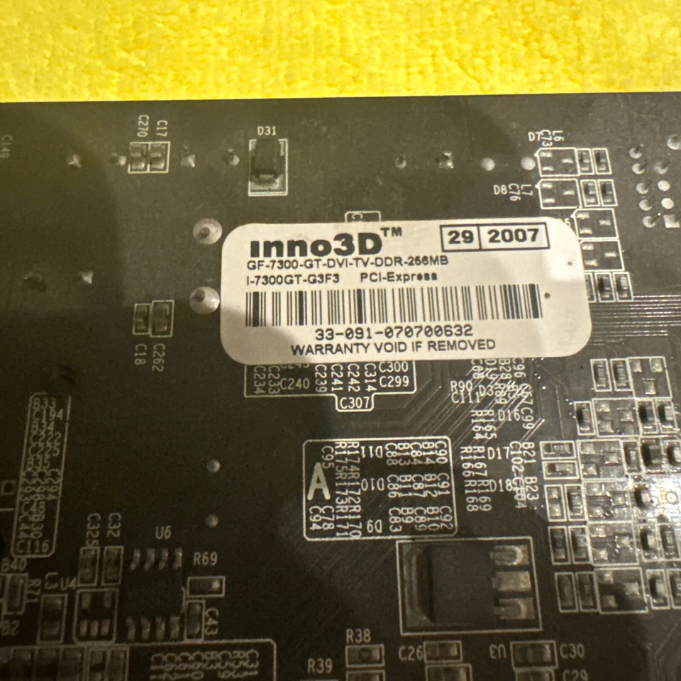 Inno3D GeForce 7300 GT 256MB 128 bit DDR3 PCIE Video Graphics Card - Image 2 of 3