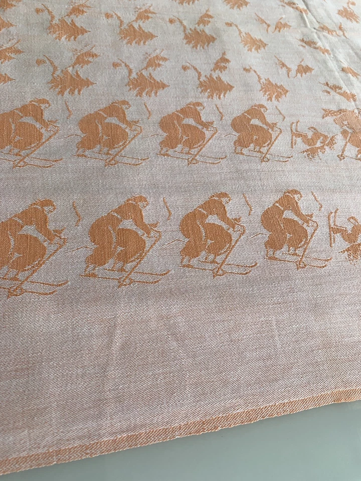 Vintage Nappe en coton saumon et rose avec skieurs en damassé/4033PO2 - Photo 3/4