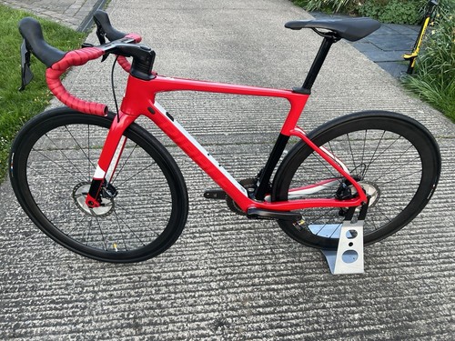 Ribble Endurance SL Disc, Ultegra, Carbon Wheels, Integrated Bars - Picture 11 of 16