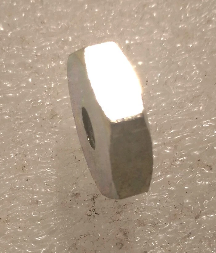 DADO FERMO VARIATORE CIAO BRAVO SI BOSS PIAGGIO 1+1 pezzi 25215 25220 - Immagine 4 di 4