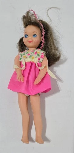 X-906 VINTAGE 1960'S MATTEL BARBIE BRUNETTE TUTTI DOLL WITH ORIGINAL OUTFIT