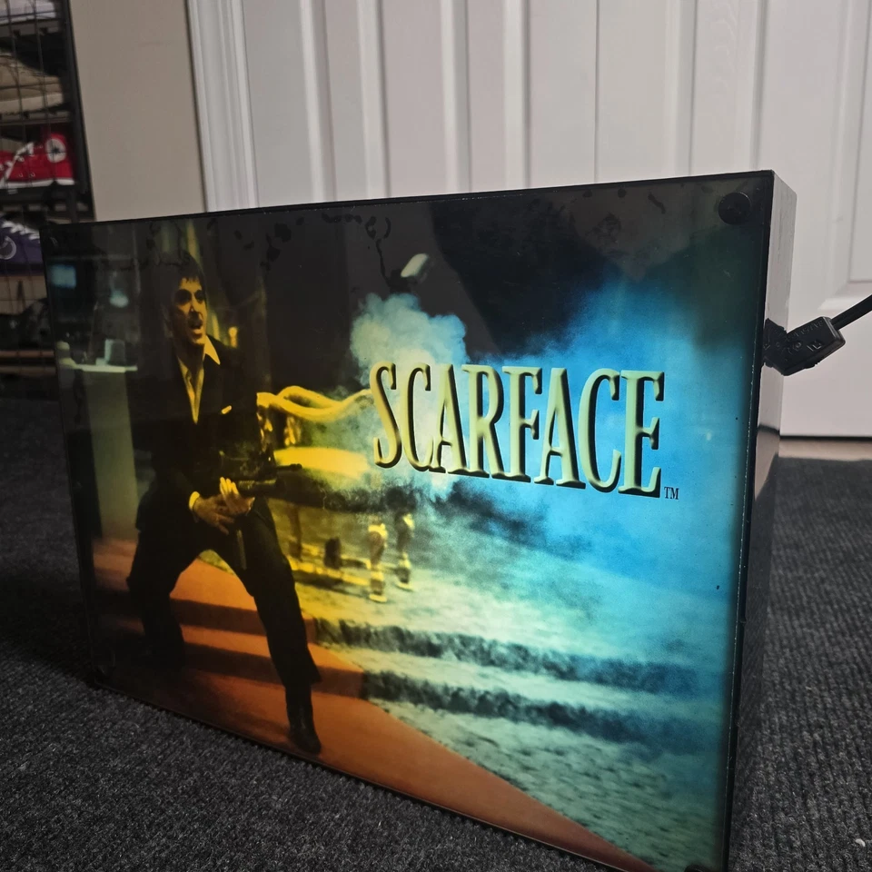 Cartel de caja de cartel de película Scarface vintage con función de iluminación Foto 2 de 4
