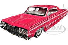 1964 Chevrolet Impala Ss Lowrider Pink 126 Diecast Model Car By Maisto 32547
