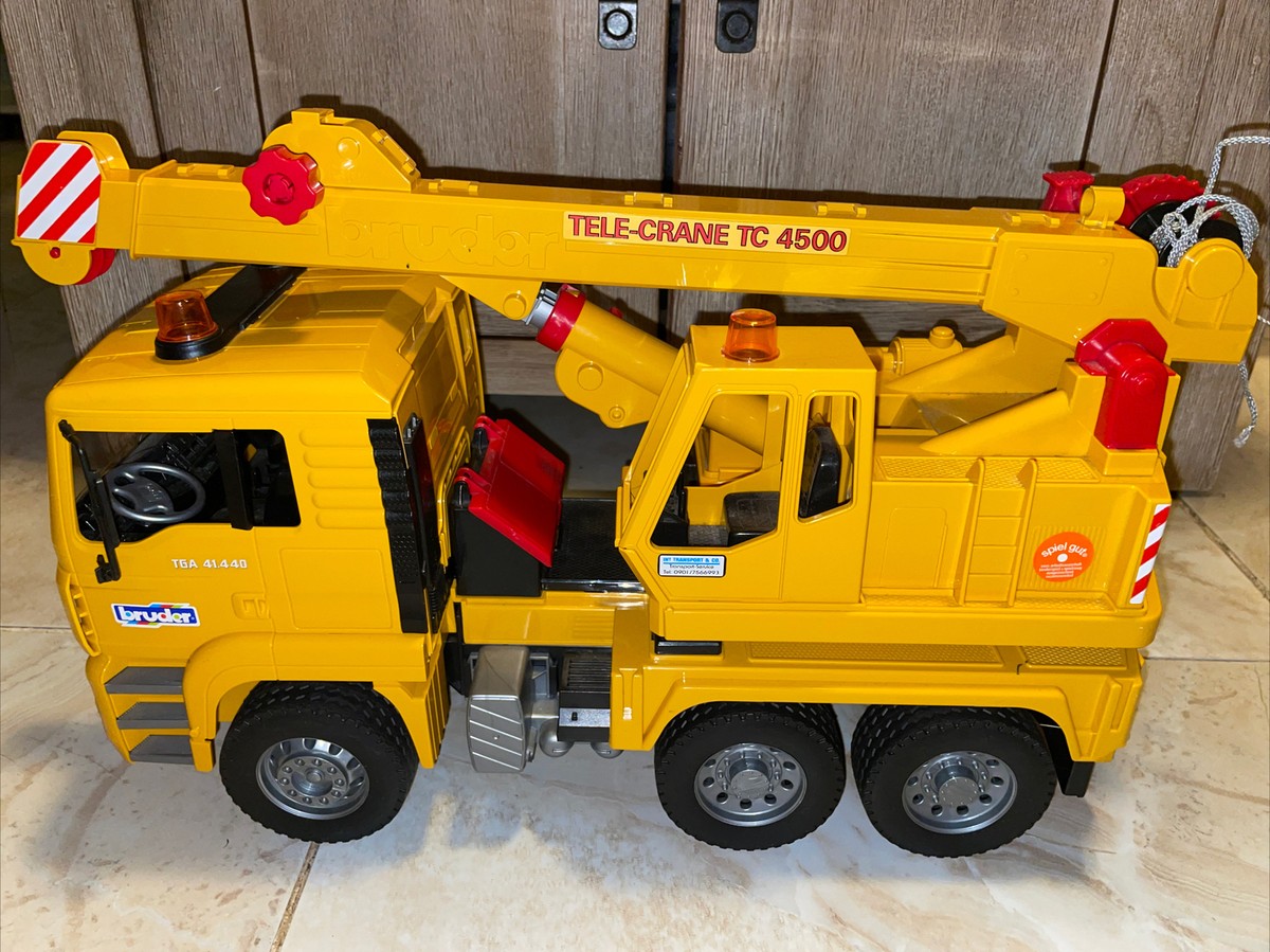 MAN TELE-CRANE TC 4500 クレーン車セット　トミカ MAN TELE-CRANE TC 4500 クレーン車セット トミカ Bruder Man