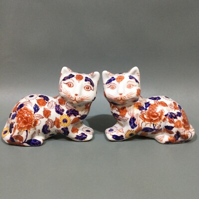Orientalische Porzellan Katzenfiguren Paar floral handbemalt Dekoration 