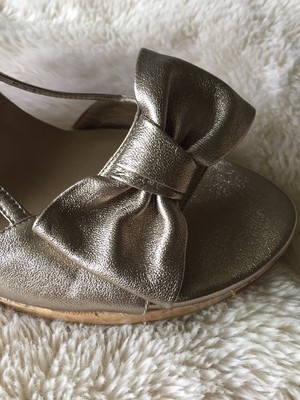 rubber bottom wedges